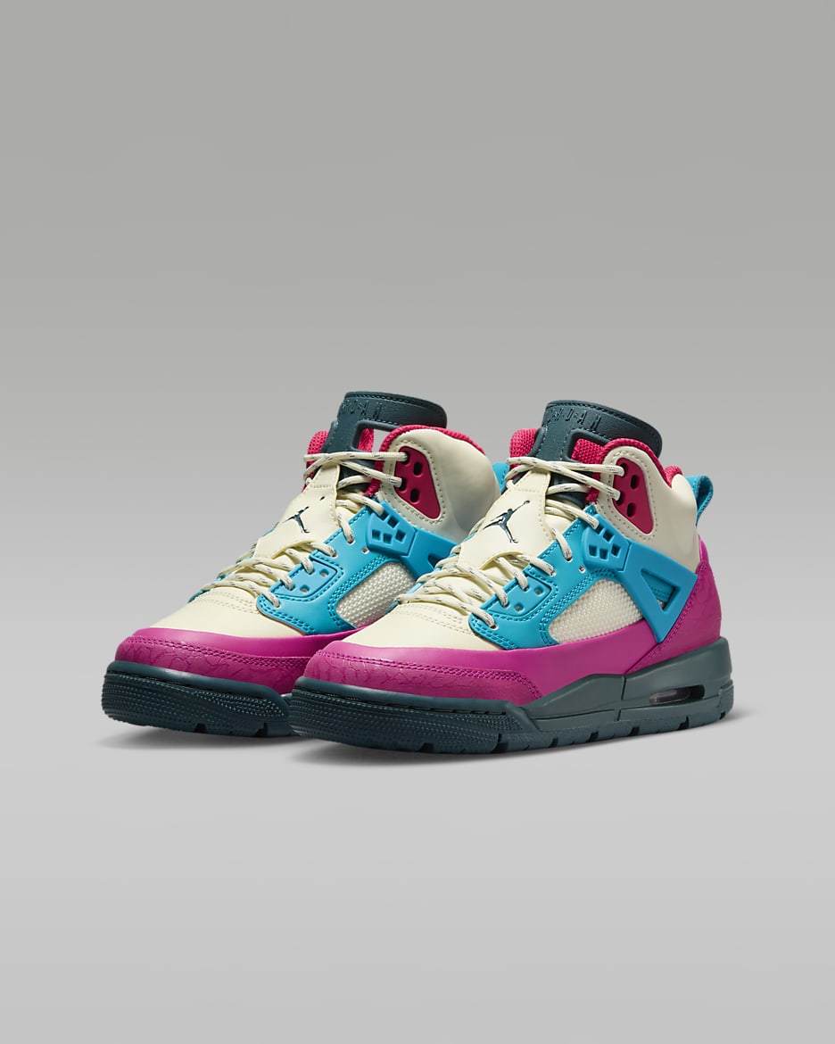 Nike spizike green top